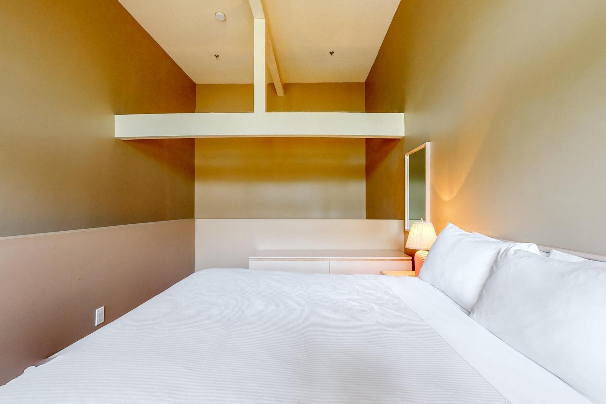 Greystone Lodge 휘슬러 객실 사진